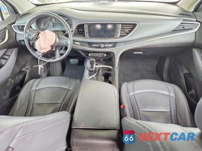 Zdjęcie 8 z 13 samochodu: 2020 BUICK ENCLAVE ESSENCE VIN:5GAERBKW1LJ116171 - miniatura