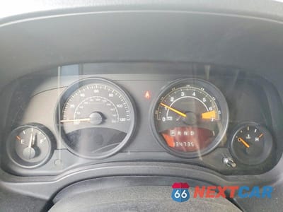 Zdjęcie 9 z 14 samochodu: 2016 JEEP PATRIOT LATITUDE VIN:1C4NJPFB4GD620891 - miniatura