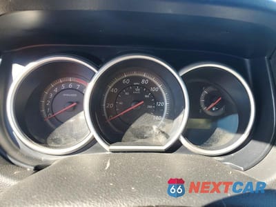 Zdjęcie 9 z 12 samochodu: 2011 NISSAN VERSA 1.8 S VIN:3N1BC1APXBL409861 - miniatura