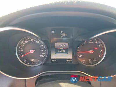 Zdjęcie 9 z 12 samochodu: 2015 MERCEDES-BENZ C 300 VIN:55SWF4JB6FU065475 - miniatura