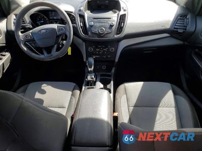 Zdjęcie 8 z 12 samochodu: 2018 FORD ESCAPE SE VIN:1FMCU0GD6JUC35972 - miniatura