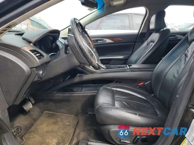 Zdjęcie 7 z 12 samochodu: 2013 LINCOLN MKZ VIN:3LN6L2G96DR807836 - miniatura