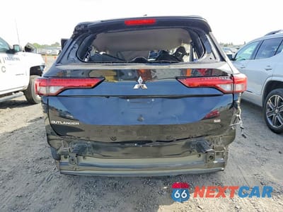 Zdjęcie 6 z 13 samochodu: 2024 MITSUBISHI OUTLANDER SE VIN:JA4J3VA88RZ012039 - miniatura