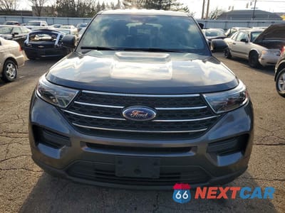Piąte zdjęcie samochodu w środku: 2020 FORD EXPLORER XLT VIN:1FMSK7DHXLGA60077 - miniatura