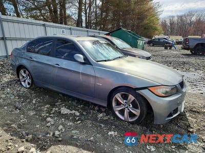 Czwarte zdjęcie samochodu z boku: 2008 BMW 335 XI VIN:WBAVD535X8A282844 - miniatura