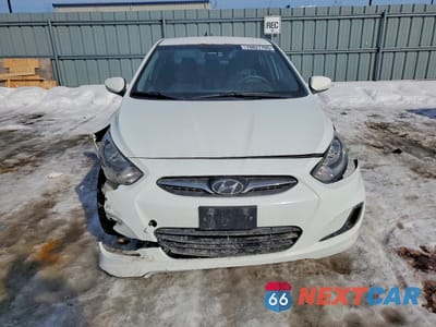 Piąte zdjęcie samochodu w środku: 2012 HYUNDAI ACCENT GLS VIN:KMHCT4AE3CU237760 - miniatura
