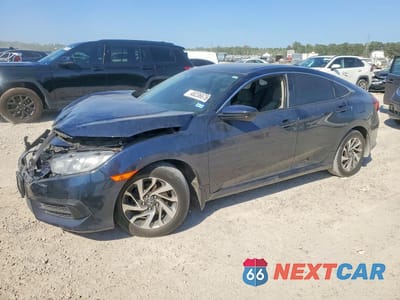 2017 HONDA CIVIC EX 19XFC2F7XHE217124 - główne zdjęcie licytacji z USA - miniatura