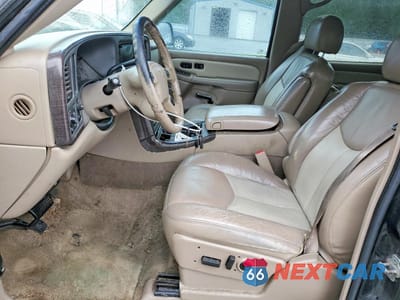 Zdjęcie 7 z 13 samochodu: 2006 GMC YUKON DENALI VIN:1GKEK63UX6J134734 - miniatura