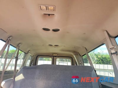 Zdjęcie 10 z 13 samochodu: 2000 FORD ECONOLINE E350 SUPER DUTY WAGON VIN:1FBSS31L0YHB72995 - miniatura