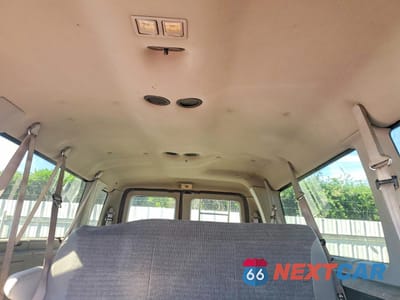 Zdjęcie 10 z 13 samochodu: 2000 FORD ECONOLINE E350 SUPER DUTY WAGON VIN:1FBSS31L0YHB72995 - miniatura