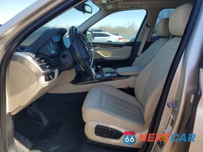 Zdjęcie 7 z 12 samochodu: 2016 BMW X5 XDRIVE35I VIN:5UXKR0C54G0U11982 - miniatura