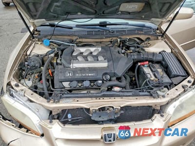 Zdjęcie 11 z 12 samochodu: 2000 HONDA ACCORD EX VIN:1HGCG1658YA071617 - miniatura