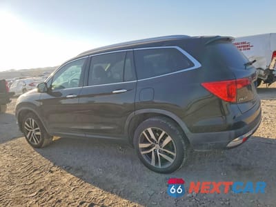 Drugie zdjęcie samochodu z przodu: 2017 HONDA PILOT TOURING VIN:5FNYF6H96HB018507 - miniatura