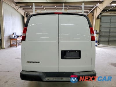 Zdjęcie 6 z 14 samochodu: 2021 CHEVROLET EXPRESS G2500 VIN:1GCWGAFP8M1205873 - miniatura