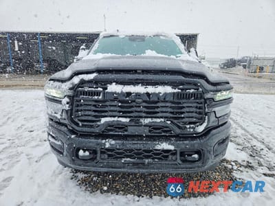 Piąte zdjęcie samochodu w środku: 2025 RAM 3500 BIG HORN VIN:3C63R3HL9SG535692 - miniatura