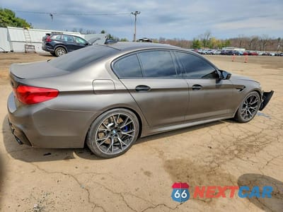 Trzecie zdjęcie samochodu z tyłu: 2020 BMW M5 M5 COMPETITION VIN:WBSJF0C06LB448839 - miniatura
