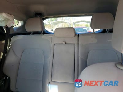 Zdjęcie 10 z 13 samochodu: 2021 HYUNDAI TUCSON SE VIN:KM8J2CA45MU390962 - miniatura