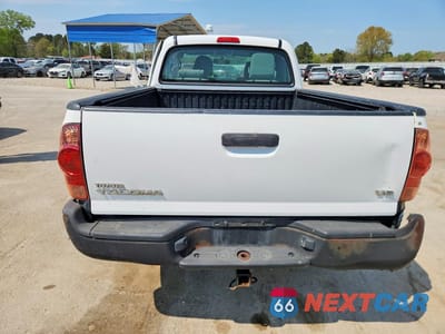 Zdjęcie 6 z 12 samochodu: 2015 TOYOTA TACOMA V6 VIN:5TFUU4EN7FX128575 - miniatura