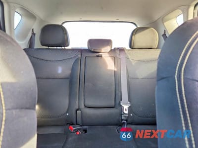 Zdjęcie 10 z 14 samochodu: 2015 KIA SOUL + VIN:KNDJP3A5XF7789222 - miniatura