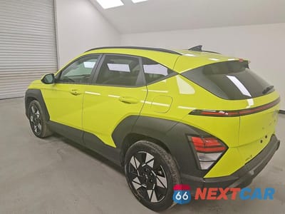 Drugie zdjęcie samochodu z przodu: 2024 HYUNDAI KONA SEL VIN:KM8HB3AB6RU107019 - miniatura