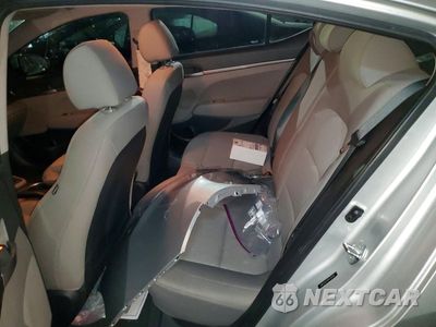Zdjęcie 10 z 14 samochodu: 2017 HYUNDAI ELANTRA SE VIN:5NPD74LF9HH178749 - miniatura