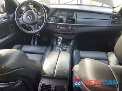 Zdjęcie 8 z 13 samochodu: 2012 BMW X6 M VIN:5YMGZ0C5XCLL29682 - miniatura