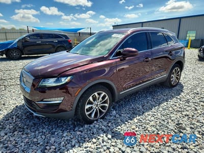 2019 LINCOLN MKC SELECT 5LMCJ2C99KUL18445 - główne zdjęcie licytacji z USA - miniatura
