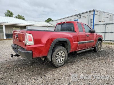 Trzecie zdjęcie samochodu z tyłu: 2006 MITSUBISHI RAIDER DUROCROSS VIN:1Z7HC32N56S529188 - miniatura