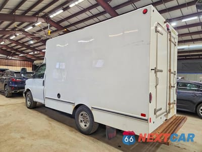 Drugie zdjęcie samochodu z przodu: 2019 CHEVROLET EXPRESS DELIVERY TRUCK VIN:1GB0GRFP4K1207349 - miniatura