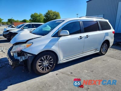 2015 TOYOTA SIENNA XLE 8-PASSENGER 5TDYK3DC3FS608975 - główne zdjęcie licytacji z USA - miniatura