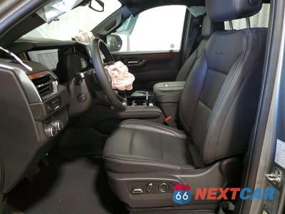 Zdjęcie 7 z 13 samochodu: 2025 GMC YUKON XL DENALI VIN:1GKS2JRL6SR319699 - miniatura