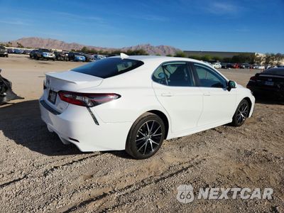 Trzecie zdjęcie samochodu z tyłu: 2024 TOYOTA CAMRY SE NIGHT SHADE VIN:4T1G11AK6RU836230 - miniatura
