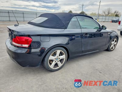 Trzecie zdjęcie samochodu z tyłu: 2008 BMW 135 I VIN:WBAUN93528VF56596 - miniatura