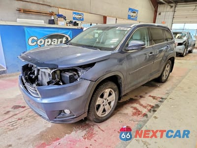 2016 TOYOTA HIGHLANDER XLE 5TDJKRFHXGS263023 - główne zdjęcie licytacji z USA - miniatura