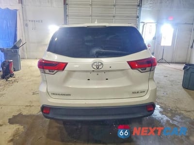 Zdjęcie 6 z 13 samochodu: 2017 TOYOTA HIGHLANDER XLE VIN:5TDJZRFH0HS518825 - miniatura