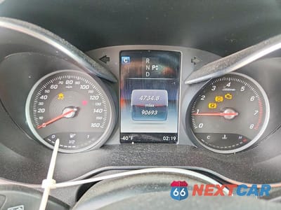 Zdjęcie 9 z 13 samochodu: 2019 MERCEDES-BENZ GLC 300 4MATIC VIN:WDC0G4KB5KF662314 - miniatura