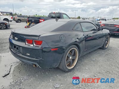 Trzecie zdjęcie samochodu z tyłu: 2012 CHEVROLET CAMARO LS VIN:2G1FA1E39C9134265 - miniatura