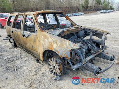 Czwarte zdjęcie samochodu z boku: 2008 FORD EXPEDITION EDDIE BAUER VIN:1FMFU17518LA79481 - miniatura