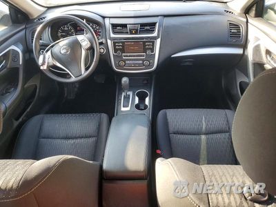 Zdjęcie 8 z 11 samochodu: 2016 NISSAN ALTIMA 2.5 SV VIN:1N4AL3AP8GC220123 - miniatura