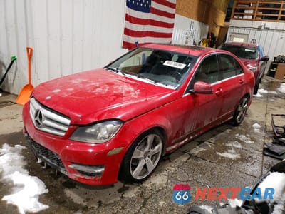 2012 MERCEDES-BENZ C 300 4MATIC WDDGF8BB9CA612566 - główne zdjęcie licytacji z USA - miniatura