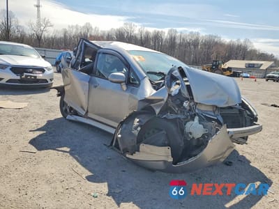 Czwarte zdjęcie samochodu z boku: 2008 HONDA FIT SPORT VIN:JHMGD38688S029242 - miniatura