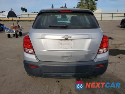 Zdjęcie 6 z 12 samochodu: 2015 CHEVROLET TRAX LS VIN:KL7CJKSB0FB146901 - miniatura