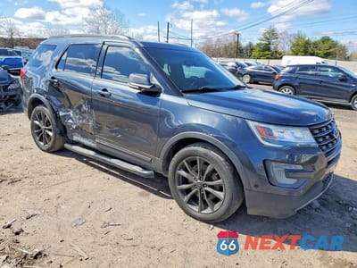 Czwarte zdjęcie samochodu z boku: 2017 FORD EXPLORER XLT VIN:1FM5K8D82HGA83606 - miniatura