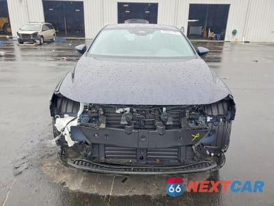 Piąte zdjęcie samochodu w środku: 2026 MAZDA 3 VIN:JM1BPAJL9T1854373 - miniatura