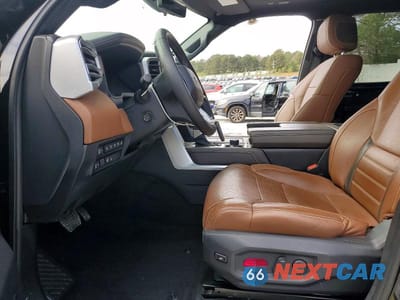 Zdjęcie 7 z 11 samochodu: 2023 TOYOTA TUNDRA 1794 EDITION HV VIN:5TFMC5DB4PX027415 - miniatura