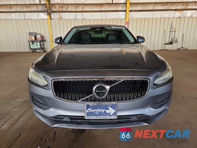 Piąte zdjęcie samochodu w środku: 2017 VOLVO S90 T5 MOMENTUM VIN:YV1102AK6H1008488 - miniatura