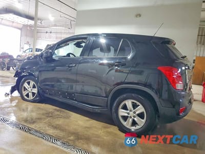 Drugie zdjęcie samochodu z przodu: 2019 CHEVROLET TRAX LS VIN:3GNCJKSB0KL268385 - miniatura