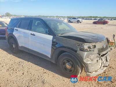 Czwarte zdjęcie samochodu z boku: 2024 FORD EXPLORER POLICE INTERCEPTOR VIN:1FM5K8AB9RGA26739 - miniatura