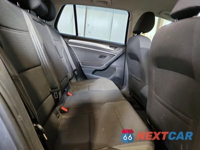 Zdjęcie 11 z 13 samochodu: 2019 VOLKSWAGEN GOLF S VIN:3VWG57AUXKM034020 - miniatura