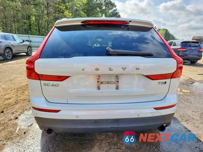 Zdjęcie 6 z 12 samochodu: 2018 VOLVO XC60 T5 MOMENTUM VIN:YV4102RK9J1024861 - miniatura